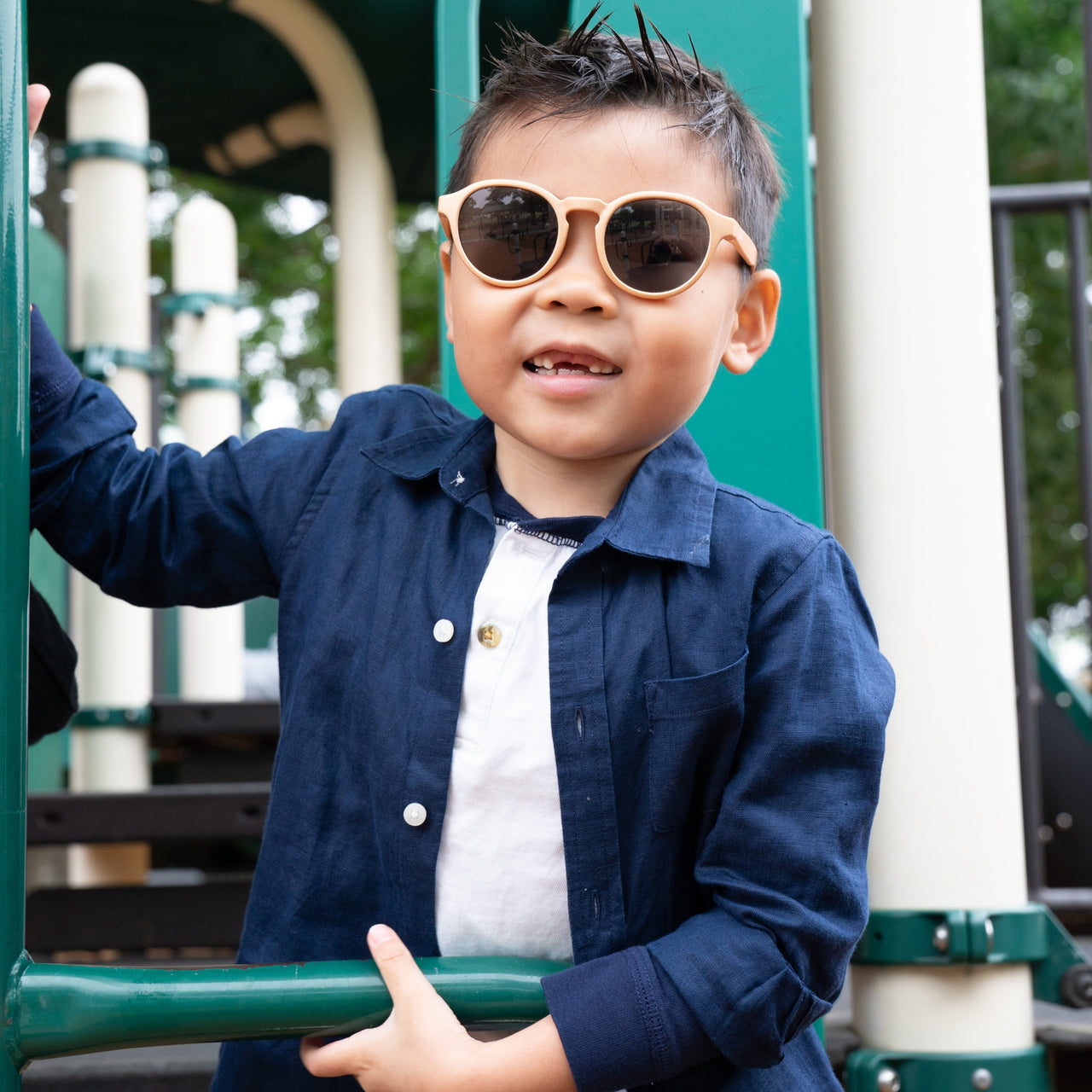 Go for the Gold! - Gold Round Frame Sunglasses for Kids (Pre-Order)